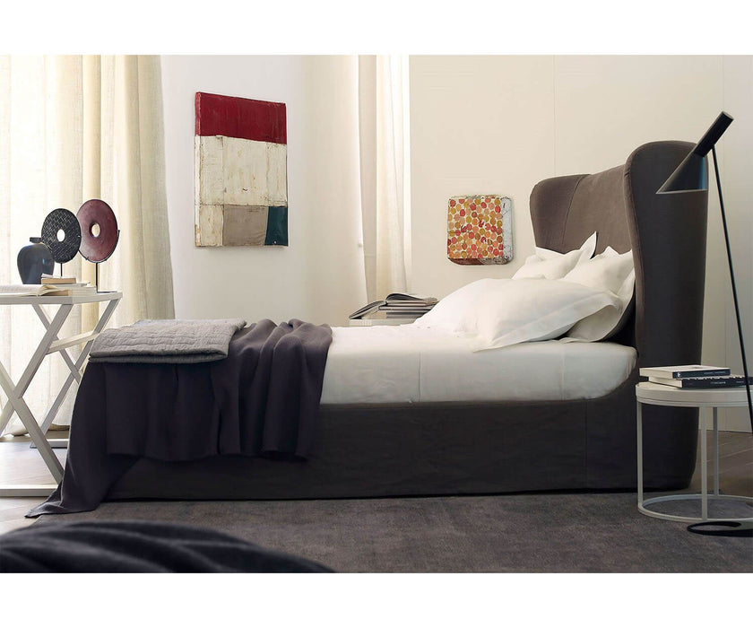 Lauren Ghost Bed Meridiani
