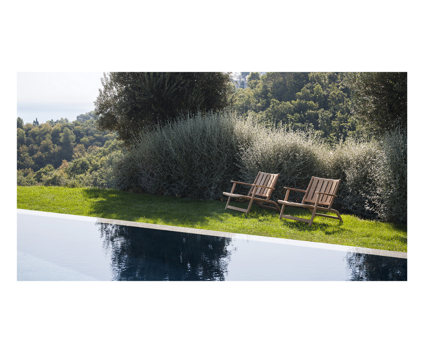 Comfortable Teak Levante 007 Outdoor Lounge Chair by Roda | Casa Design Group