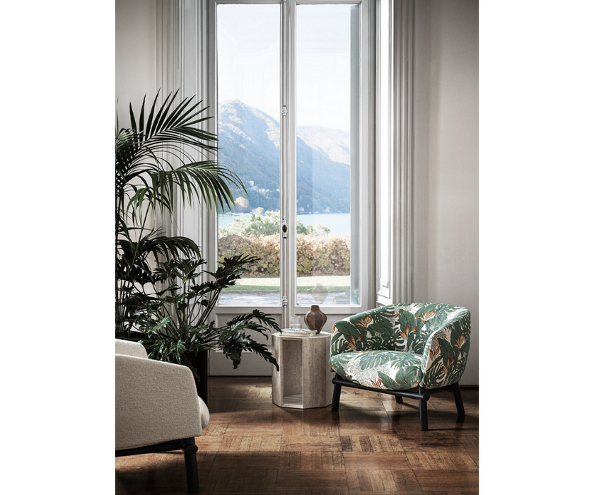 Livre Lounge Chair