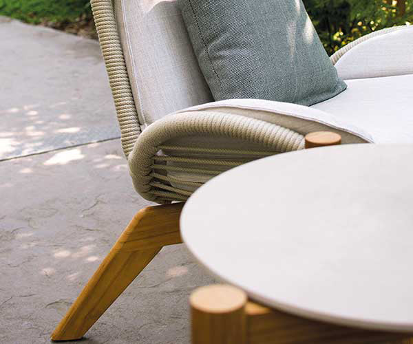 Atmosphera Lodge Service Table