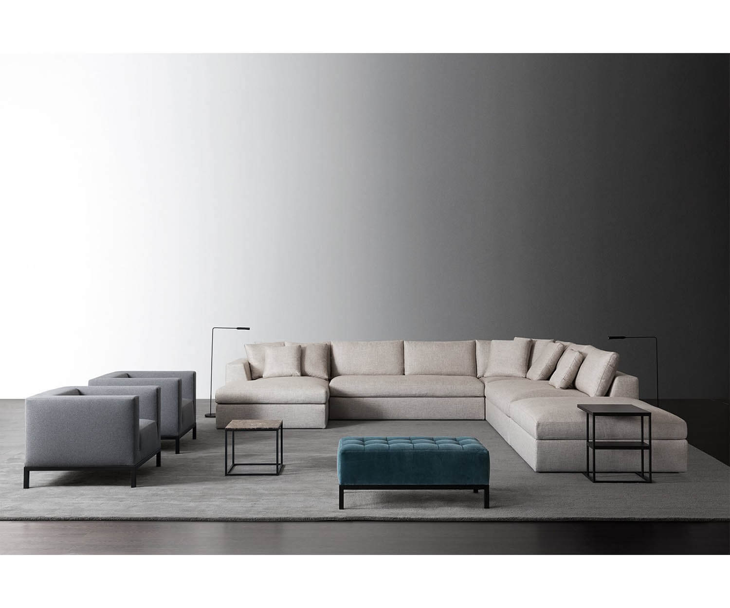Louis Small Modular Sofa I Meridiani I Casa Design Group