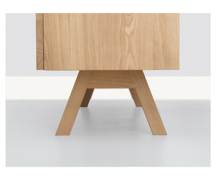Low Atelier Sideboard Zeitraum