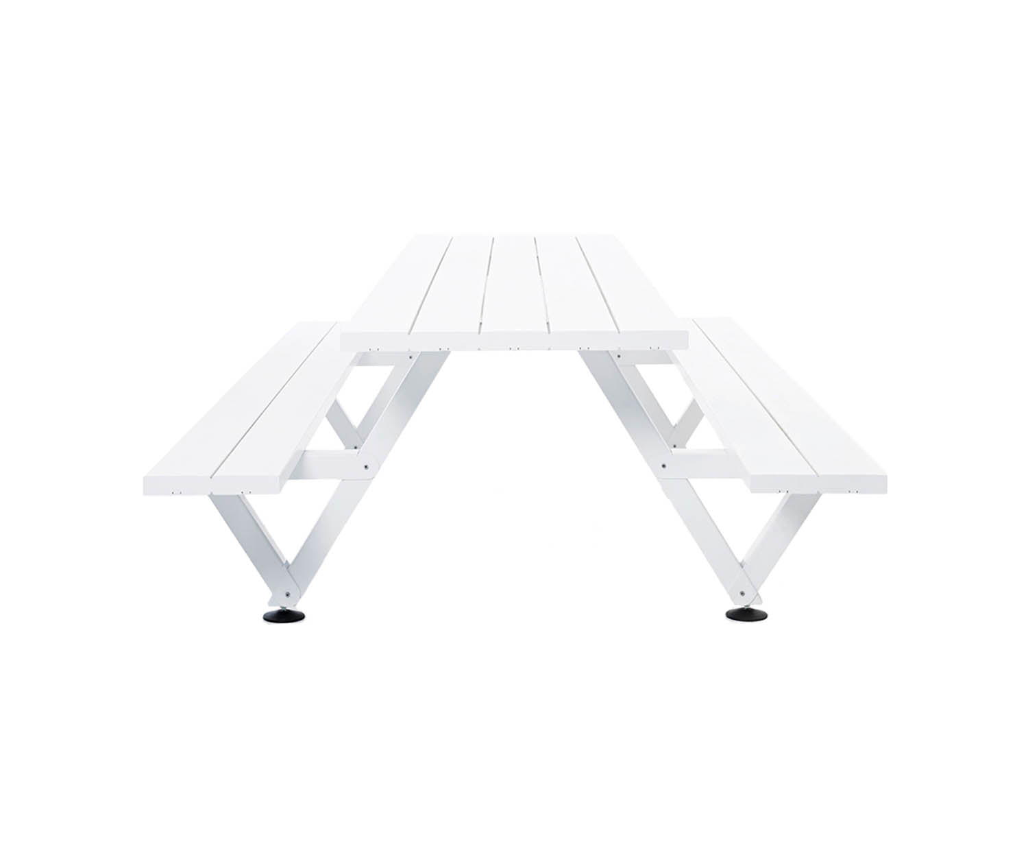 High end Marina Picnic Table by Extremis Casa Design