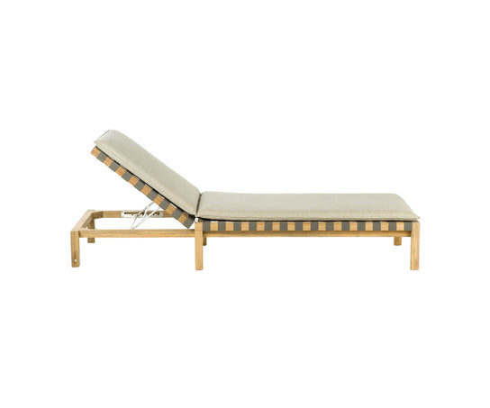 Mistral 104 Sunlounger In Stock Roda