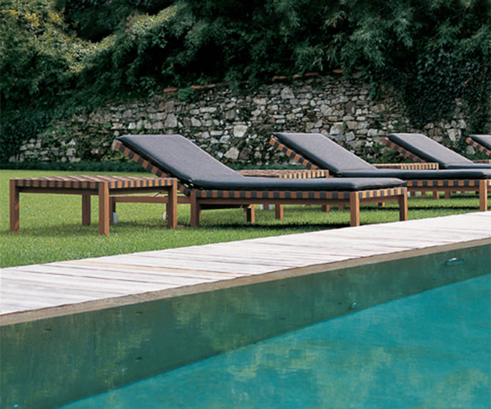 Mistral 104 Sunlounger Roda