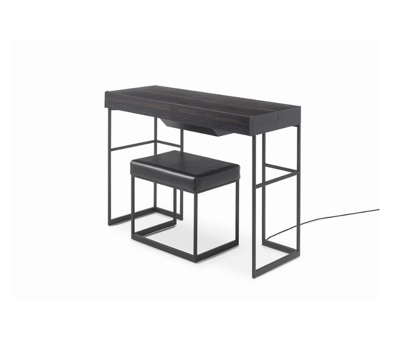 Magic Desk