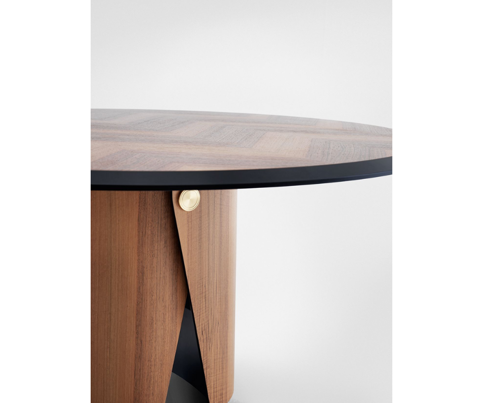 Manto Dining Table