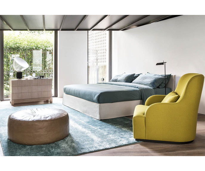 Liu & Liu Skin Armchair Meridiani