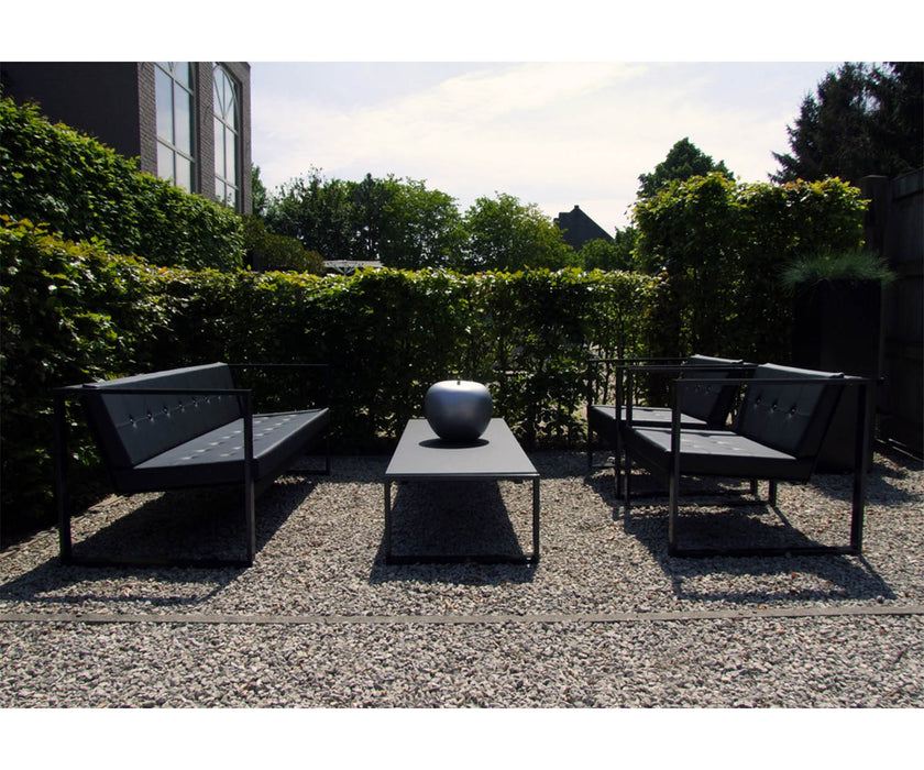 High end Banca Lounge Sofa by Fueradentro Casa Design