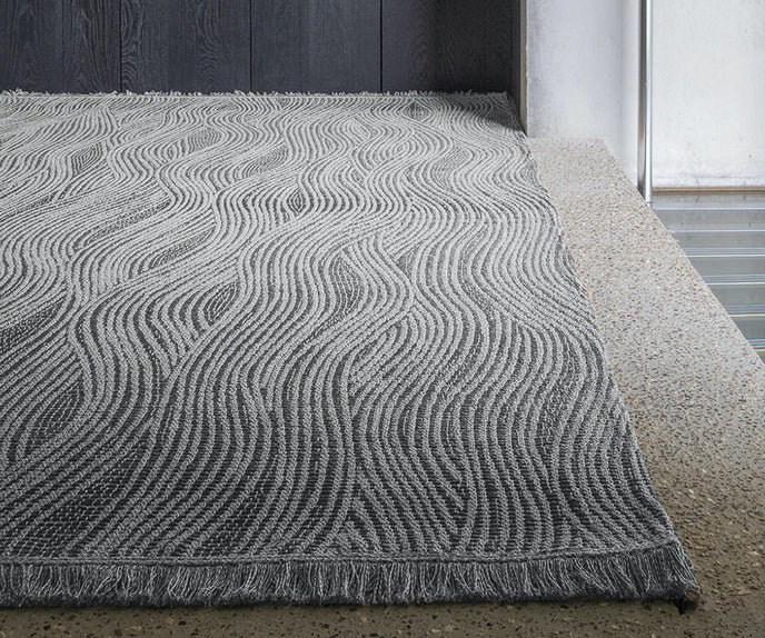 Limited Edition Alfresco Wave Rug Greystone