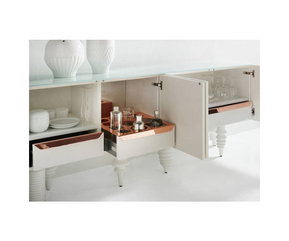 High end Multileg Cabinet Showtime by BD Barcelona Casa Design