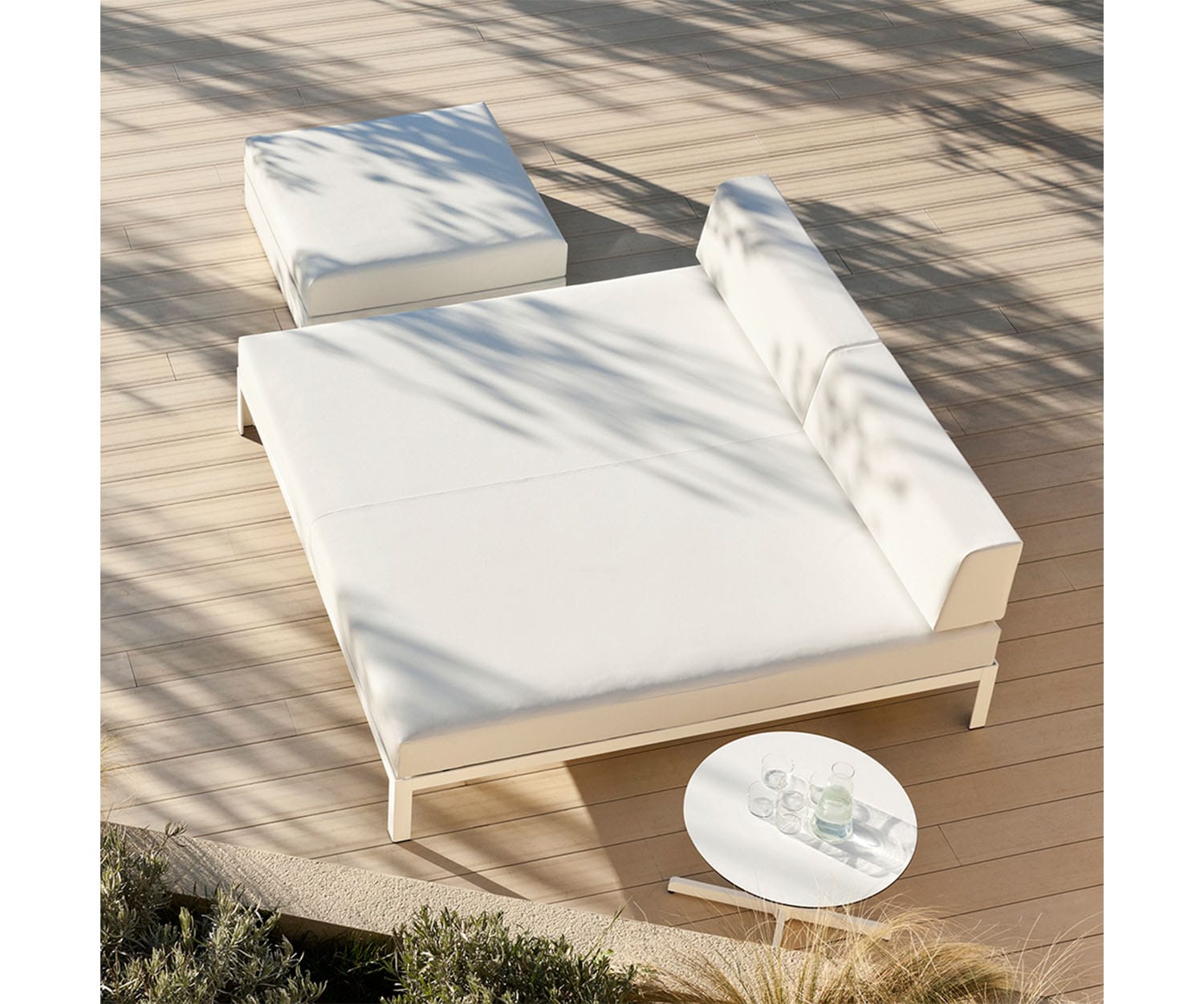 High end Nak Daybed CL2 by Bivaq Casa Design