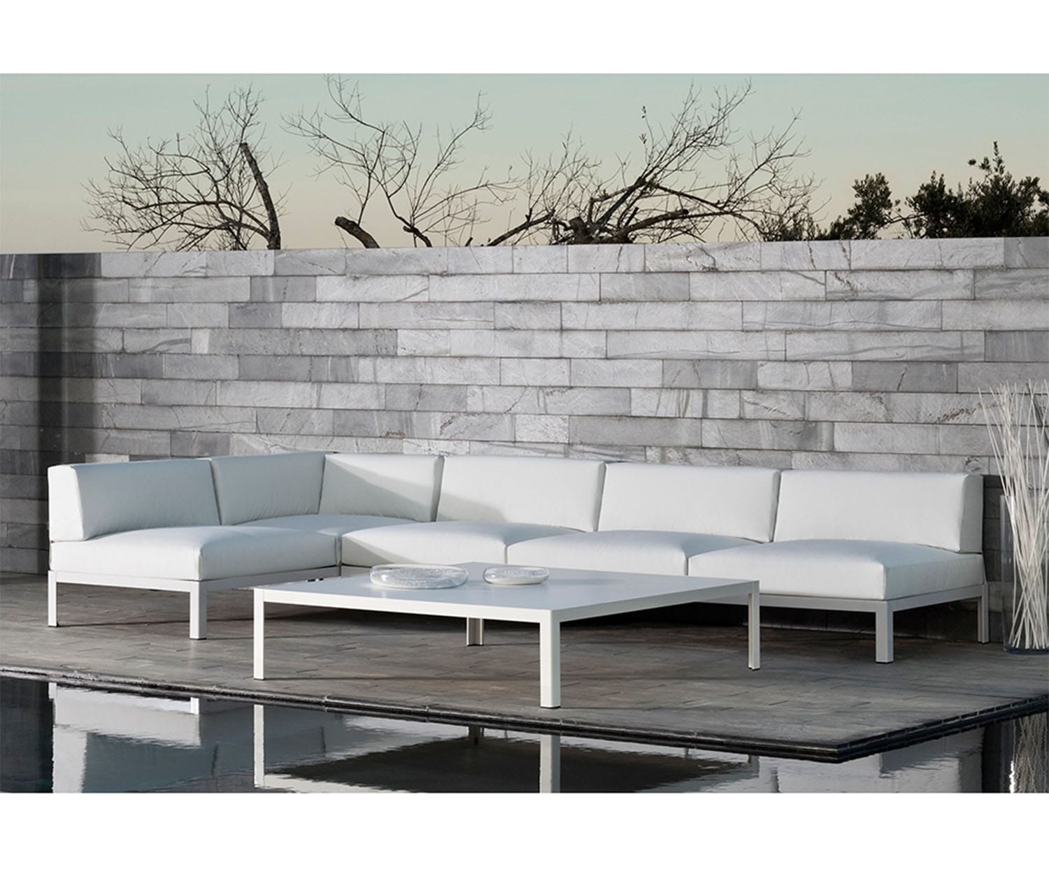 High end Nak XL Sectional by Bivaq Casa Design