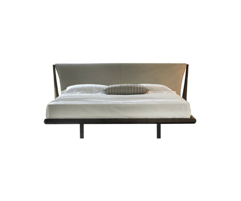 High end Nelson Bed by Cattelan Italia Casa Design