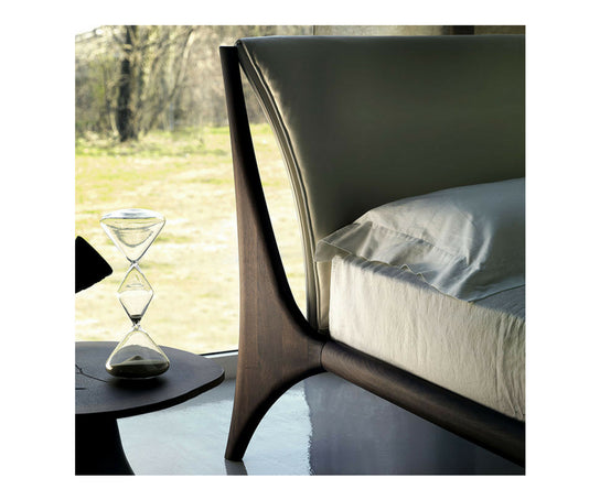 High end Nelson Bed by Cattelan Italia Casa Design