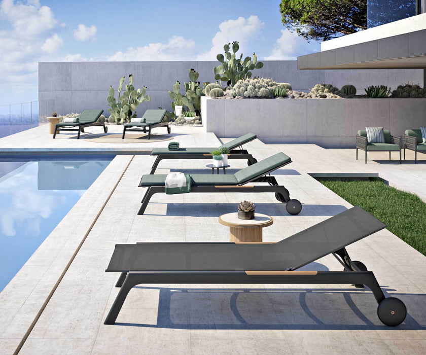 Atmosphera Nevada Chaise Lounge