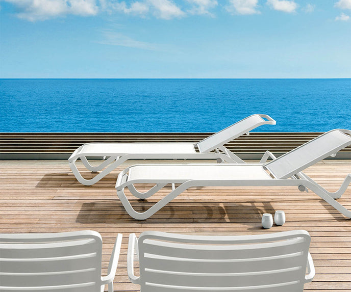 High end Ocean Sunbed by Ethimo Casa Design