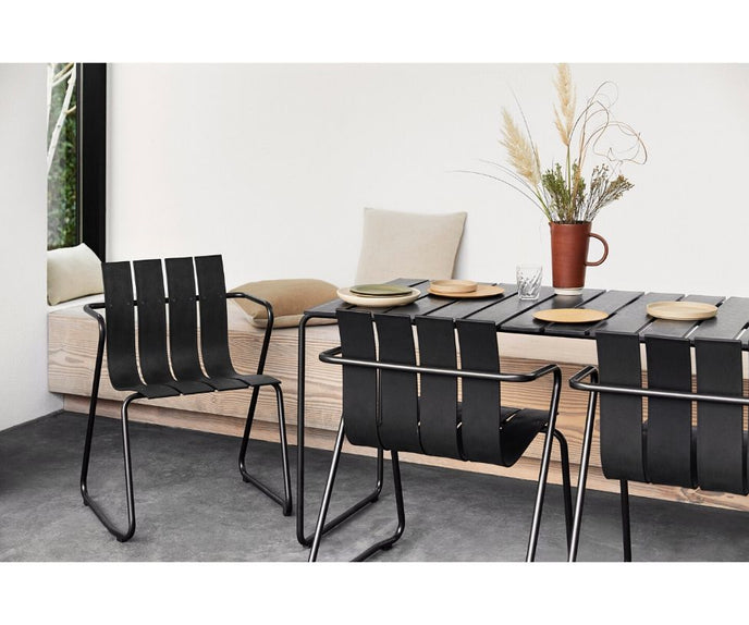 Ocean Table Black for 4 Mater