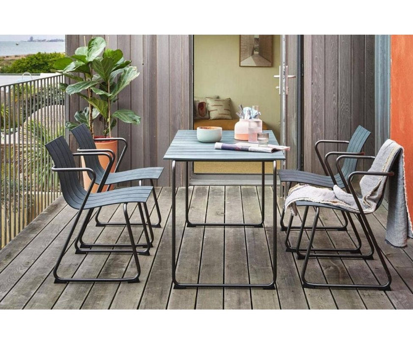 Ocean Table Black for 4 Mater