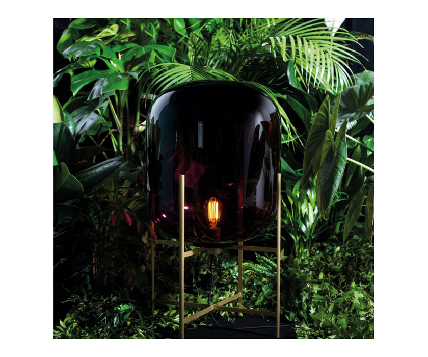 High end Oda Floor Lamp by Pulpo Casa Design