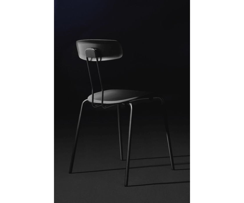 Okito Ply Chair Zeitraum