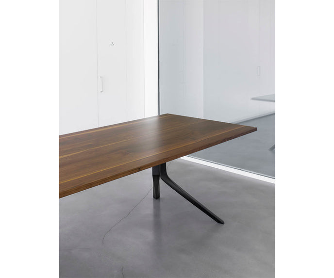 High end Oops I Did It Again Dining Table by Kristalia Casa Design