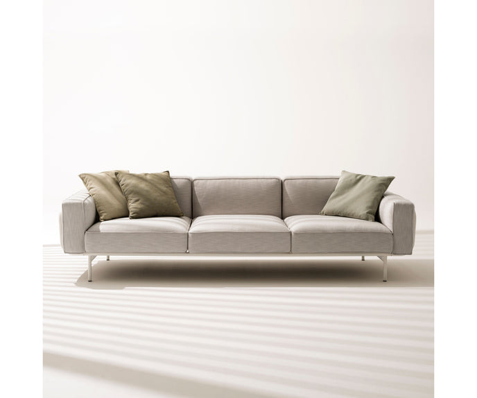 High end Estendo 3 Seater Sofa by Roda Casa Design