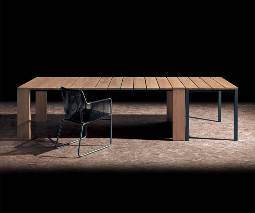 Pier 025 Dining Table Roda