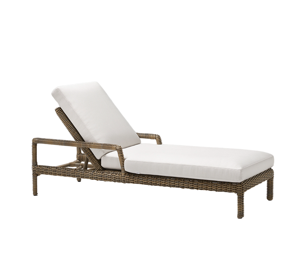 Heritage Chaise Lounge with Arms I Point 1920 