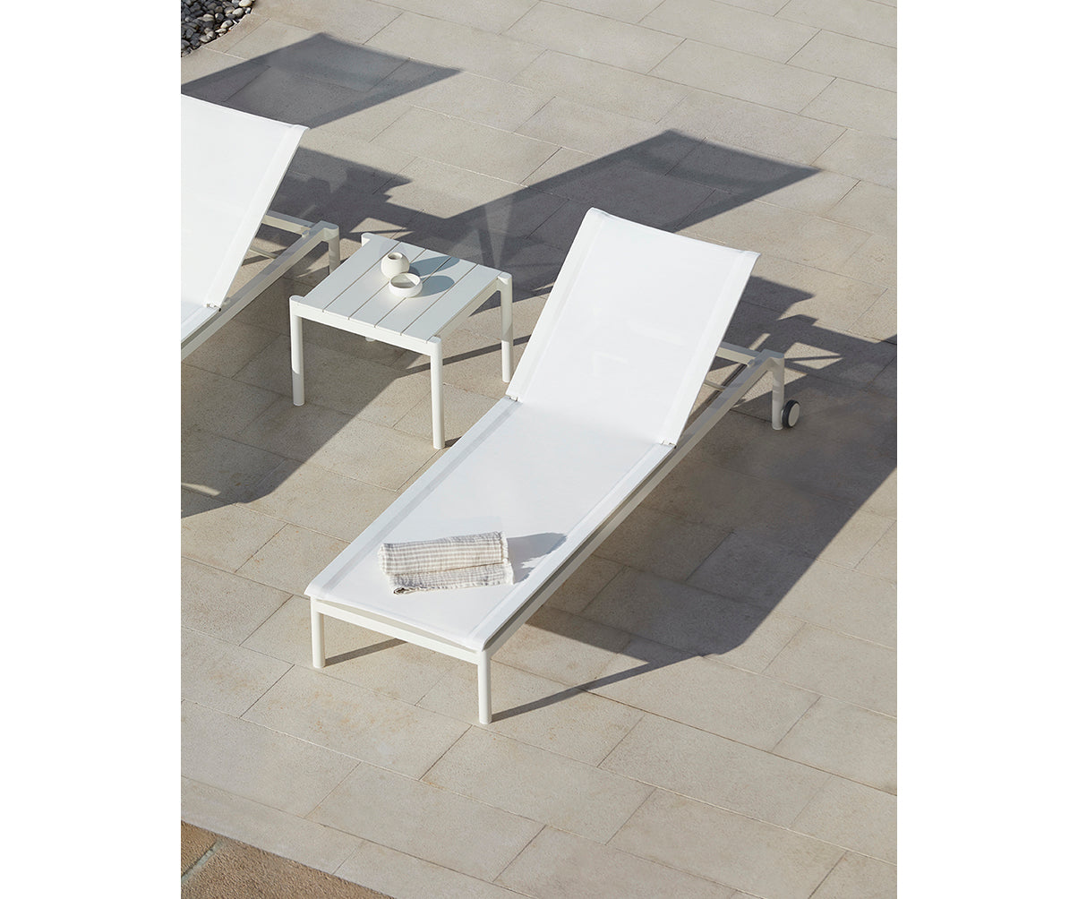 Origin Chaise Lounge I Point 1920