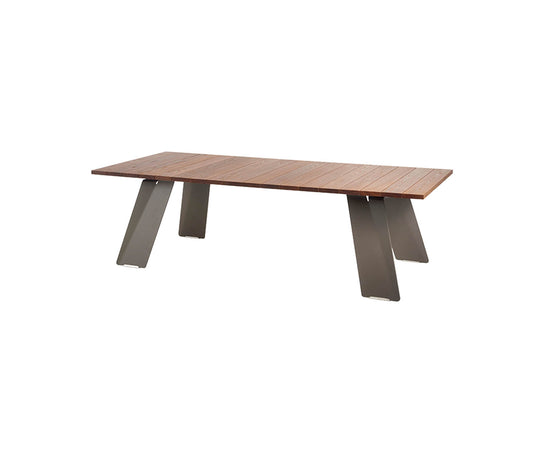 High end Pontsun 255 Dining Table by Extremis Casa Design