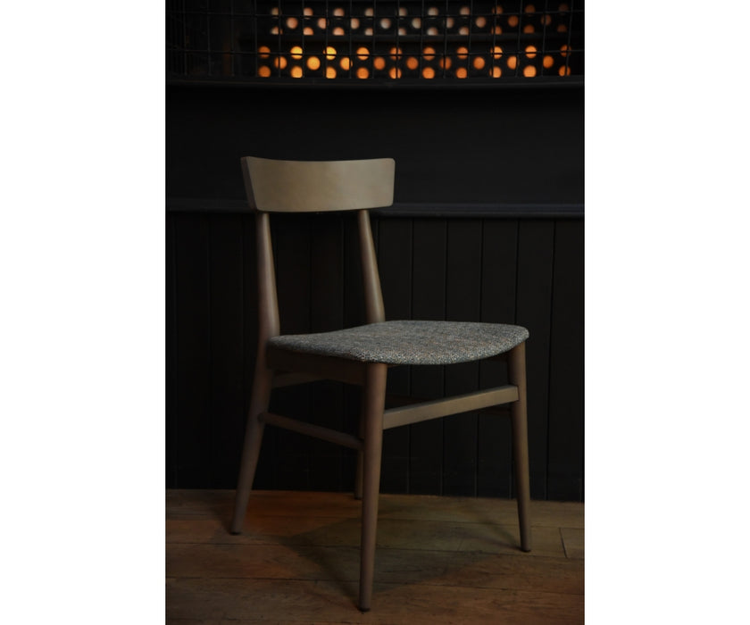 High end Padua Chair by Casa Design Contract Casa Design
