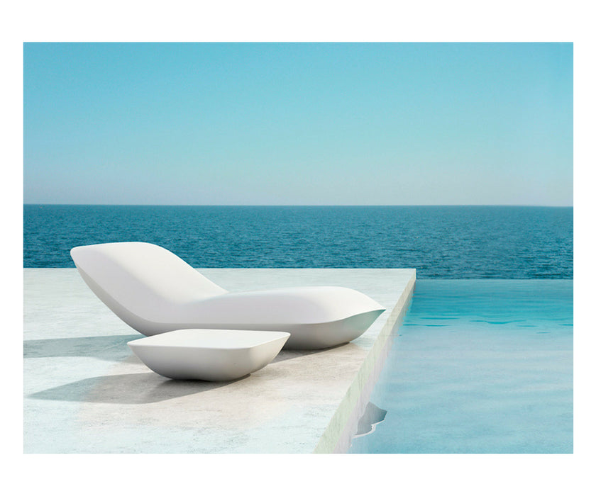 High end Pillow Sun Chaise by Vondom Casa Design