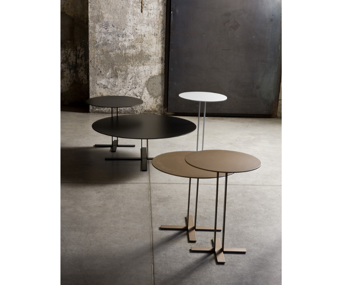 Piu Table Saba