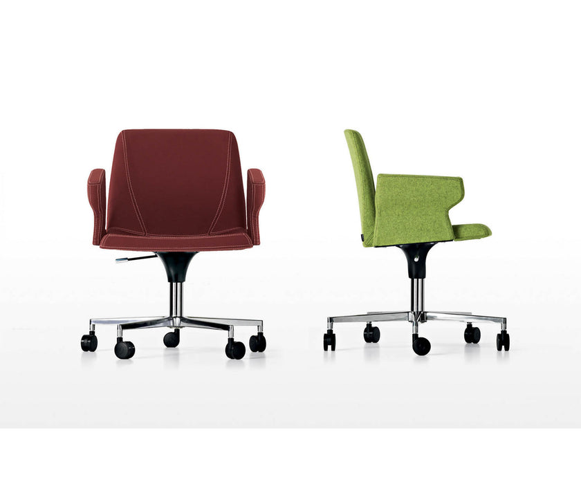 Plate 50 with Castors Desk Chair Kristalia