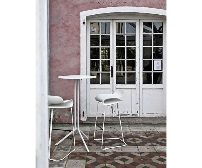 High end Poule Bar Table by Kristalia Casa Design