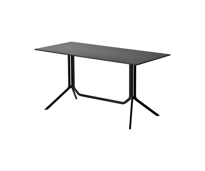 High end Poule Dining Table by Kristalia Casa Design