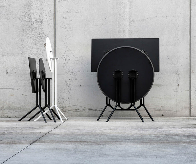 High end Poule Dining Table by Kristalia Casa Design