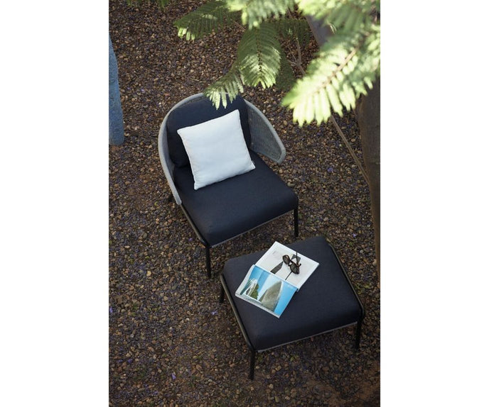Radius Footstool Manutti