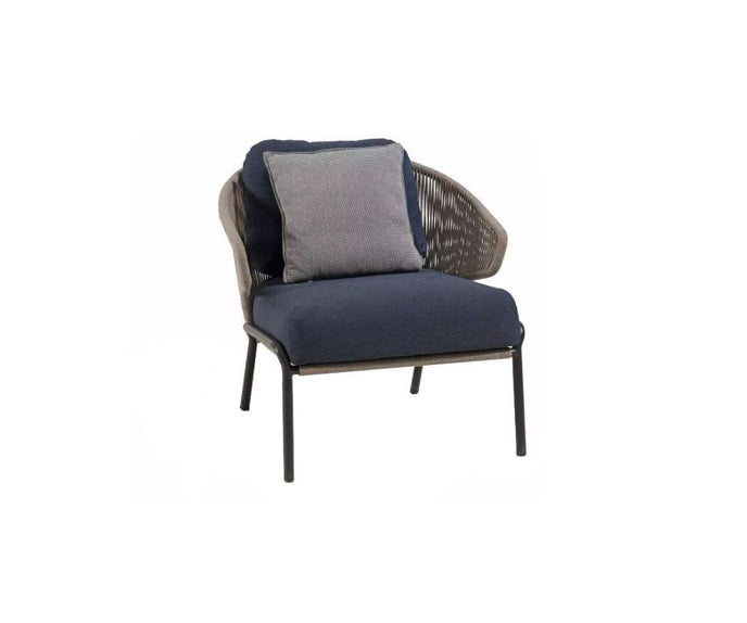 Radius Lounge Chair Manutti