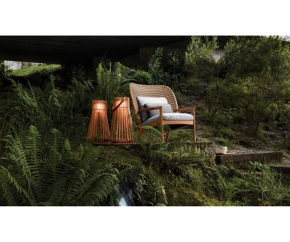 Gloster Ambient Ray Outdoor Solar lamp