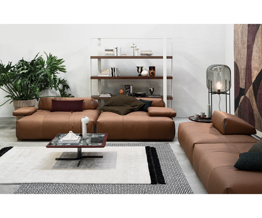 Tab 2021 Sofa  | Cierre | Casa Design Group