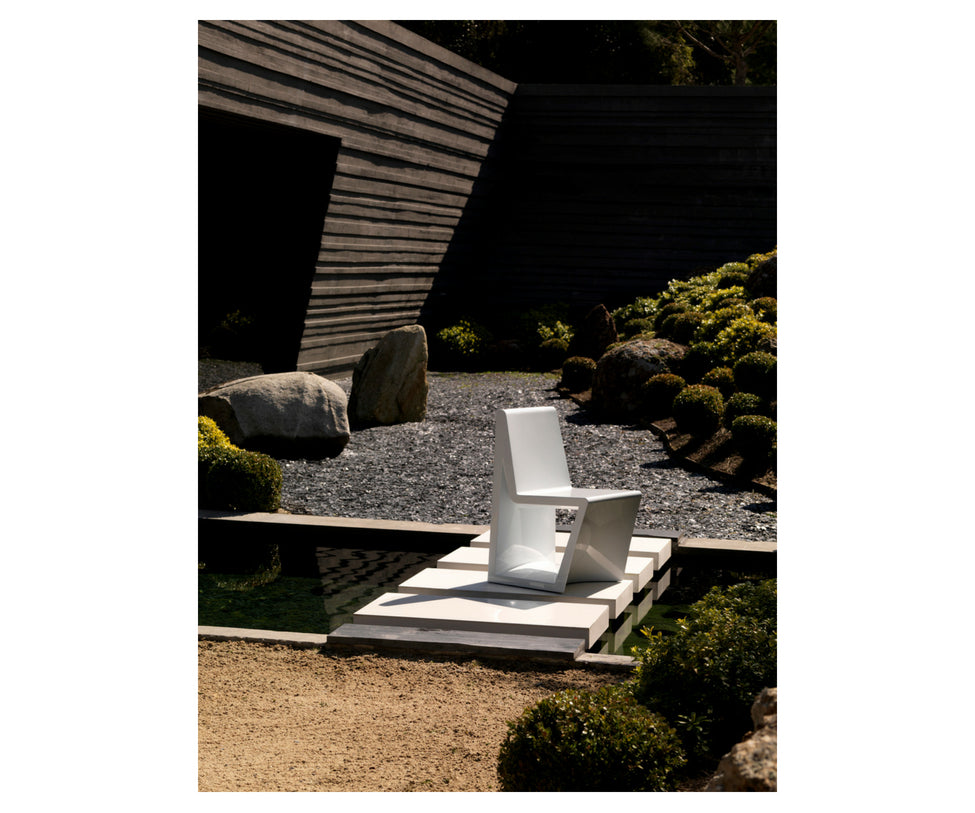 High end Rest Dining Chair by Vondom Casa Design