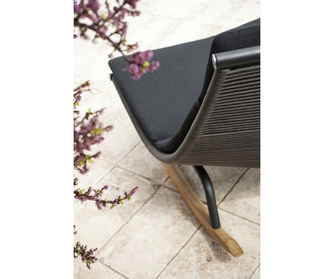 Laze 003 Rocking Chair Roda