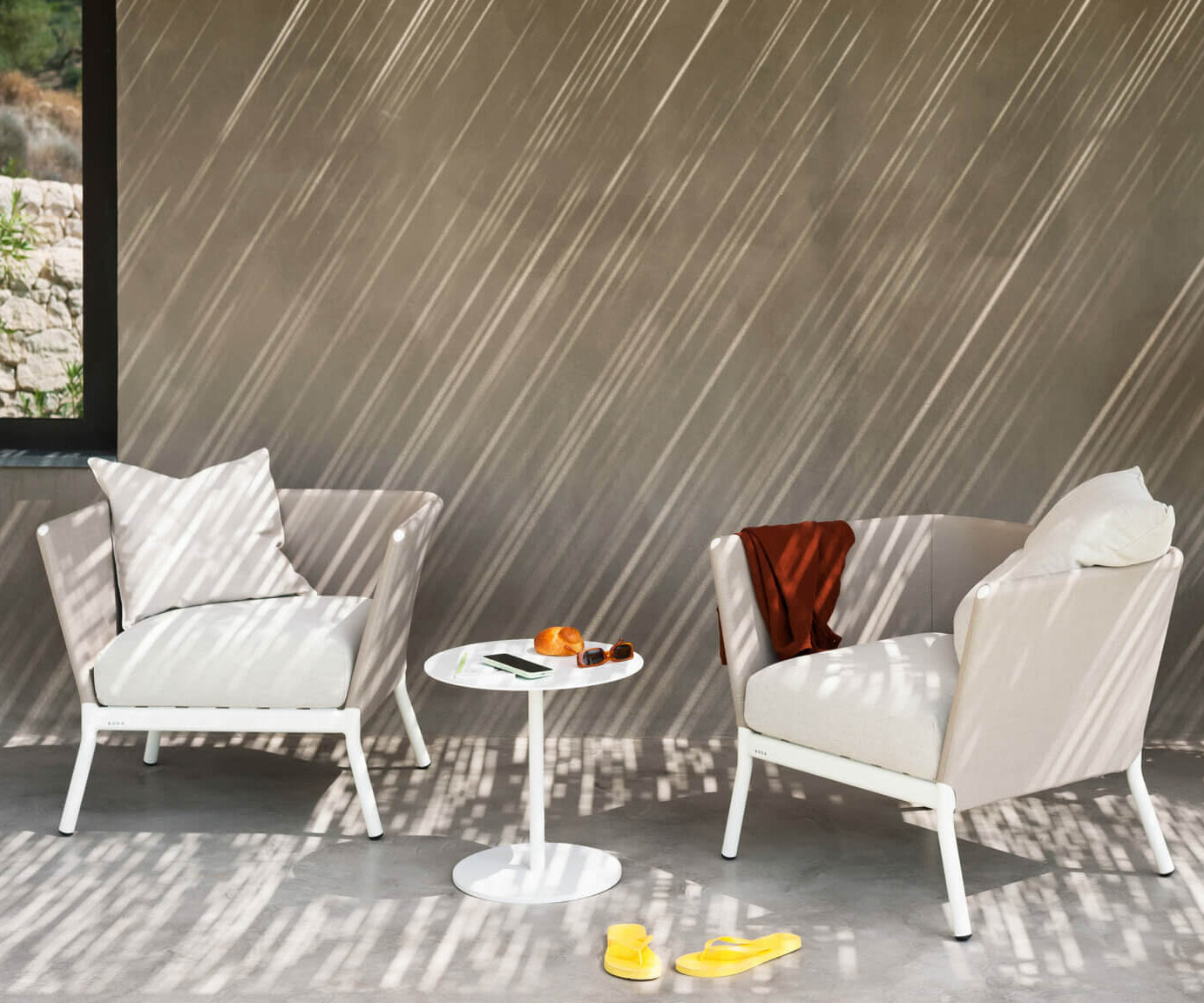 Calla Lounge Chair I Roda