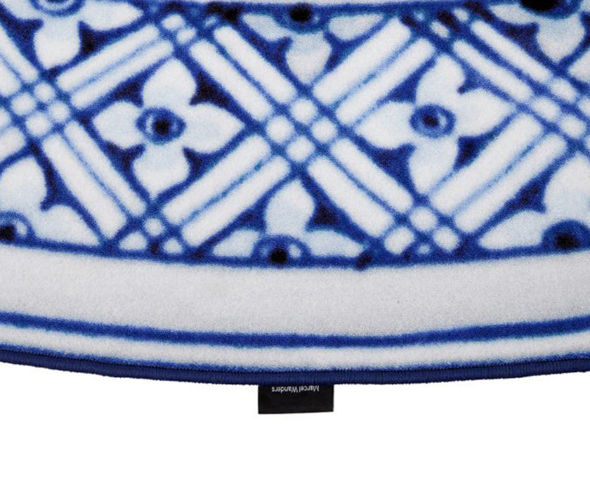 Delft Blue Plate Rug Moooi