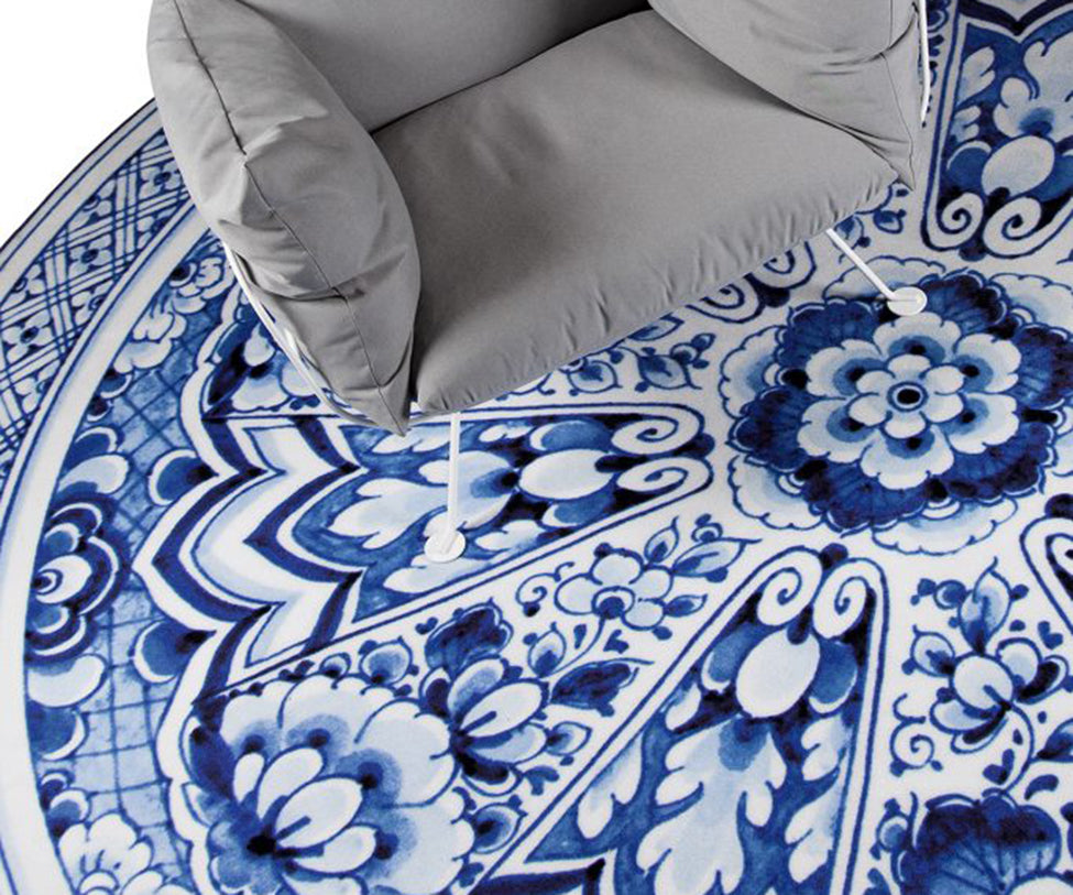 Delft Blue Plate Rug Moooi