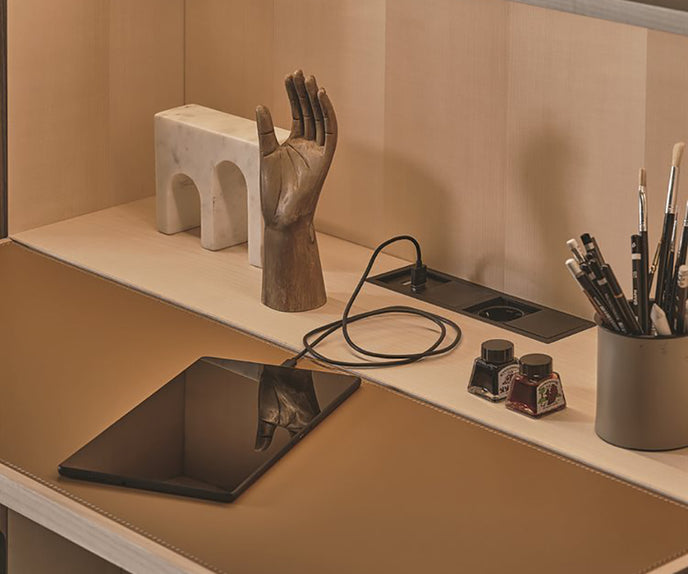 Midì Writing Desk | Porada