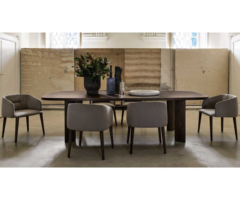 High end Sofy Dining Armchair by Frag Casa Design