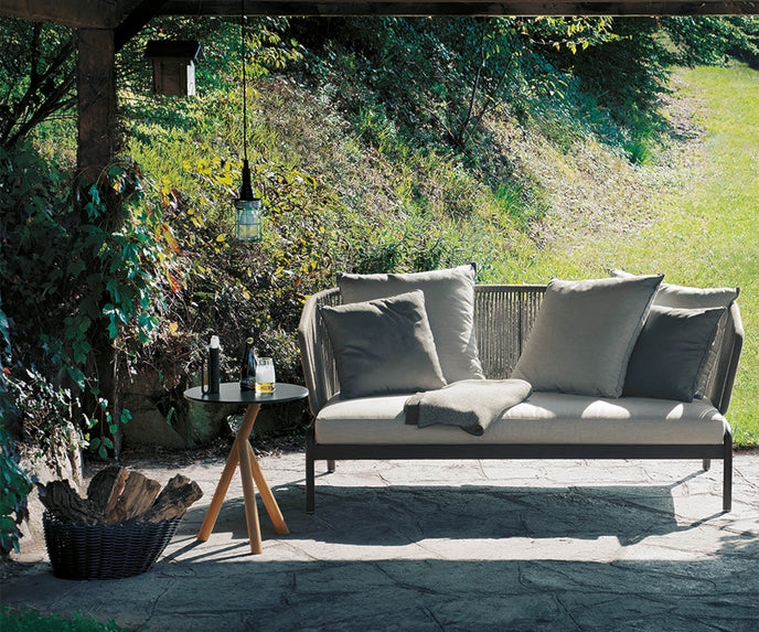 Spool 002 Sofa Roda